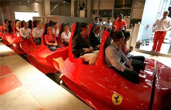Мир Ferrari Абу-Даби. ФОТО