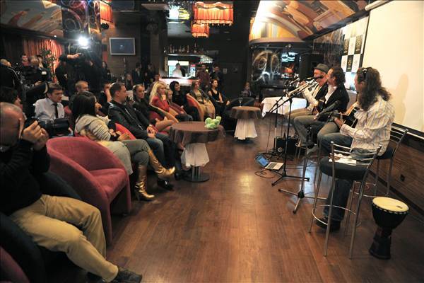 Гайтана и Джанго спели вместе