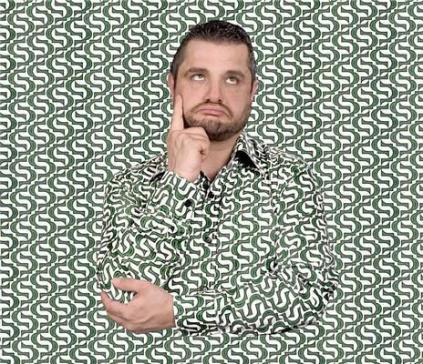 В прямом смысле слиться со стеной