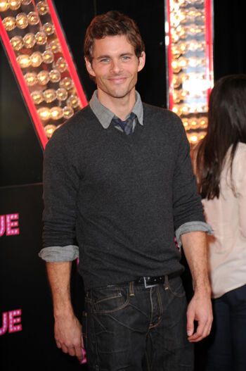 "Бурлеск": премьера в Лос-Анджелесе с шикарной Агиллерой