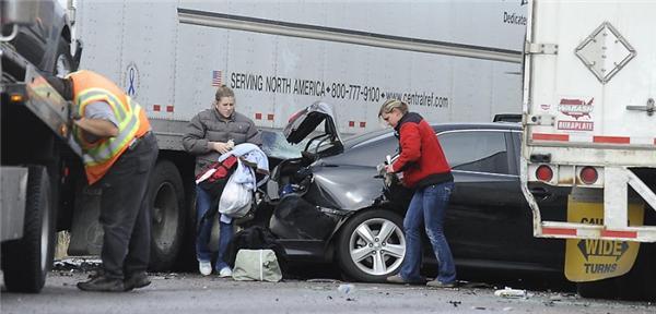 Страшная авария в штате Колорадо, столкнулись 30 авто