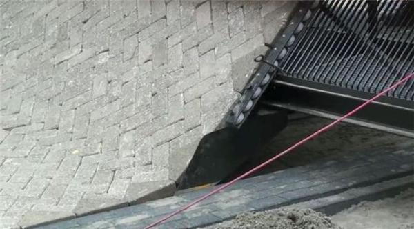 Как кладут дороги в Голландии