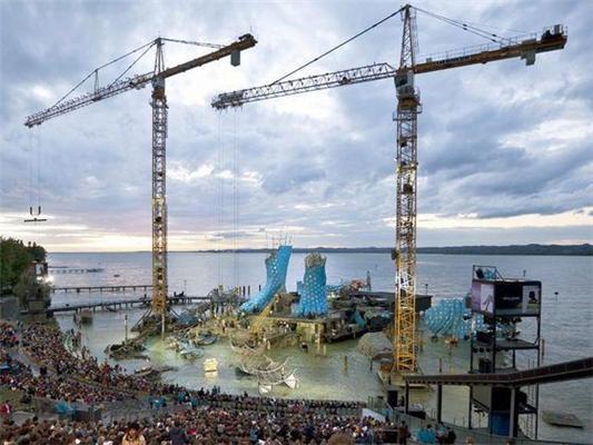 Театр на воде