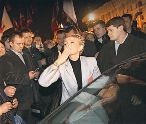 Життя Юлії Тимошенко у фотографіях