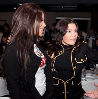 Мика Ньютон представила юбилейный клип