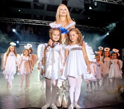 Мика Ньютон представила юбилейный клип