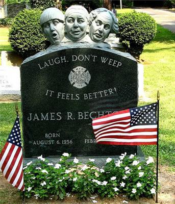 Фото самых необычных надгробий