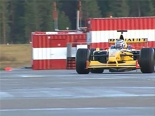 Путину в "Запорожце" удобнее, чем в болиде Формулы-1