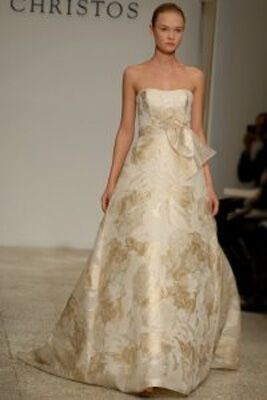 Зимові весільні сукні-2011. ФОТО