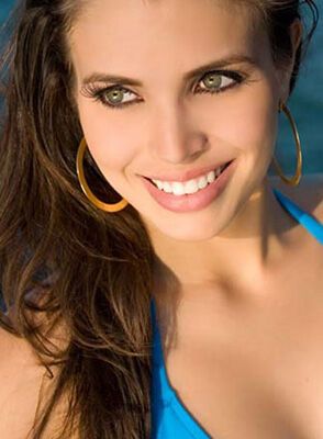 Болеем за наших! 40 самых красивых девушек Земли. ФОТО