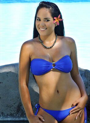 Болеем за наших! 40 самых красивых девушек Земли. ФОТО