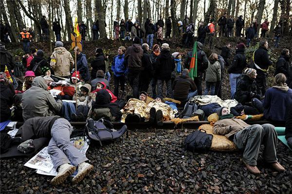 Как активисты Гринпис боролись против ввоза ядерных отходов 