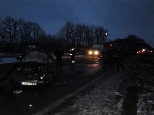 Зам мэра украинского города разбился о колонну автоцистерн