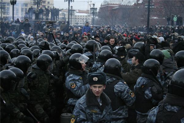 Масова бійка в Москві: фанати проти кавказців. ФОТО