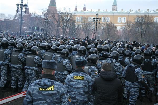 Массовая драка в Москве: фанаты против кавказцев. ФОТО