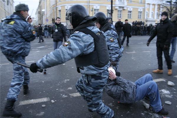 Масова бійка в Москві: фанати проти кавказців. ФОТО