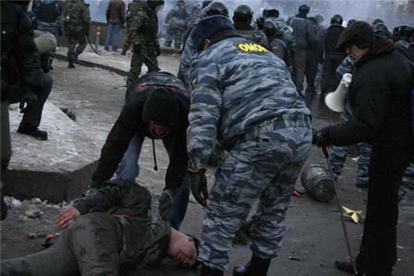 Побоище в Москве: хронология, подробности, ФОТО, ВИДЕО