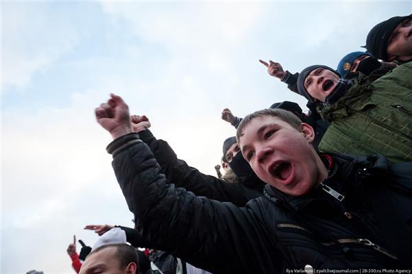 Побоїще в Москві. Неофіційно ФОТО (97!)