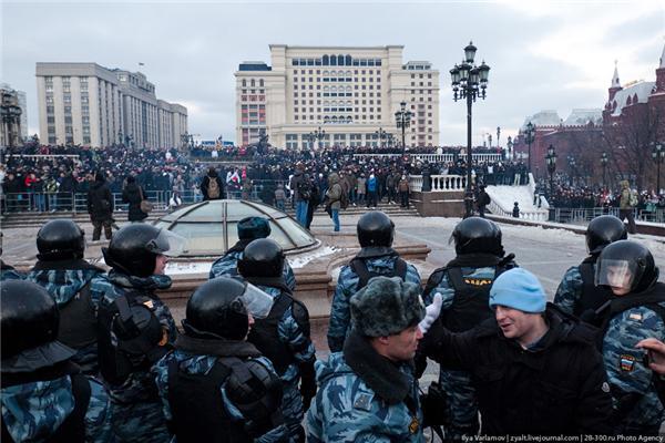Побоїще в Москві. Неофіційно ФОТО (97!)