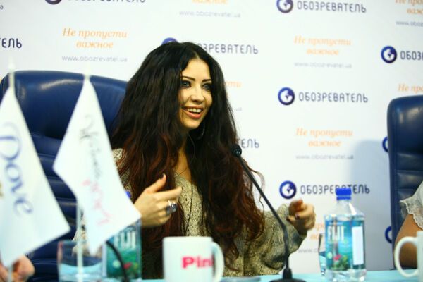 Асію Ахат і Ламу застукали відразу після ліжку