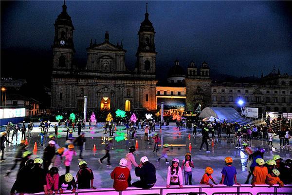 Картина дня 14 грудня у фотографіях