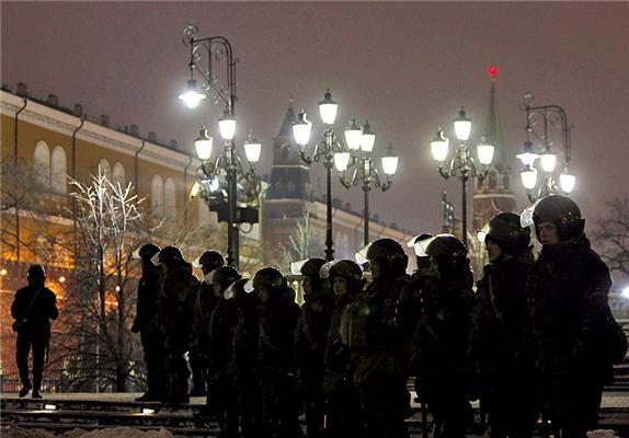 Картина дня 14 грудня у фотографіях