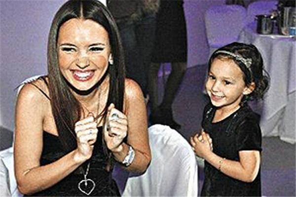 Невістка Ющенка носить годинник за $ 100 000. ФОТО