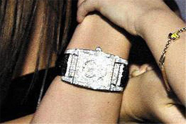 Невістка Ющенка носить годинник за $ 100 000. ФОТО