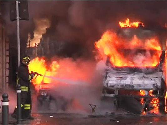 Заворушення в Римі: постраждали близько ста людей