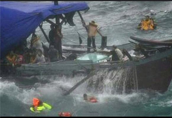 Під час аварії корабля загинули біженці