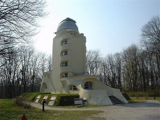 Башня Хоббита или Башня Эйнштейна