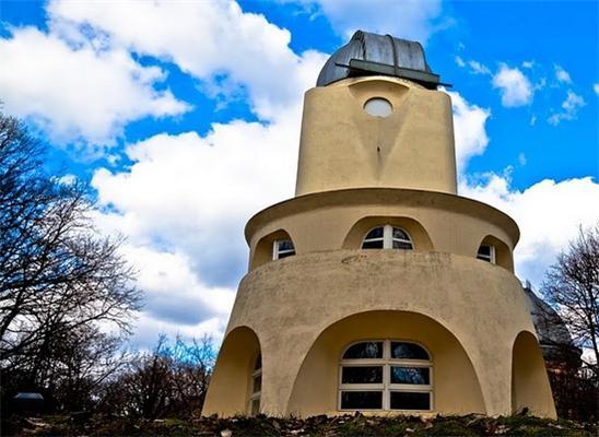 Башня Хоббита или Башня Эйнштейна