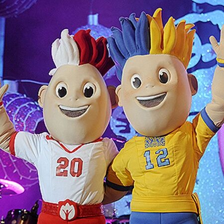 В июне останется ровно год до того момента, как Славек и Славко начнут встречать в Украине участников и гостей Евро-2012.