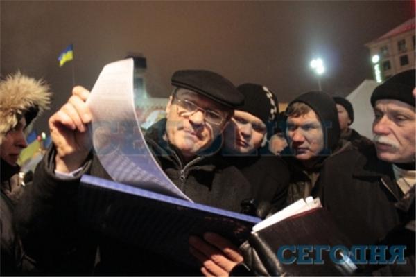 Как ликвидировали палаточный городок на Майдане. ФОТО