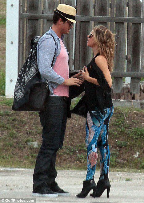 Абрамович заказал сыну Деда Мороза за полмиллиона баксов