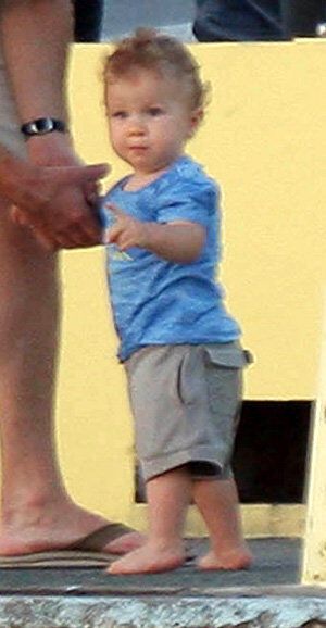 Абрамович заказал сыну Деда Мороза за полмиллиона баксов