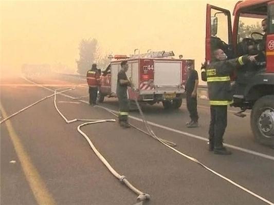 Природный пожар в Израиле стремительно разрастается
