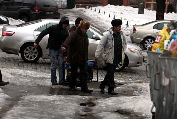 Застройщики захватили сквер на Прорезной
