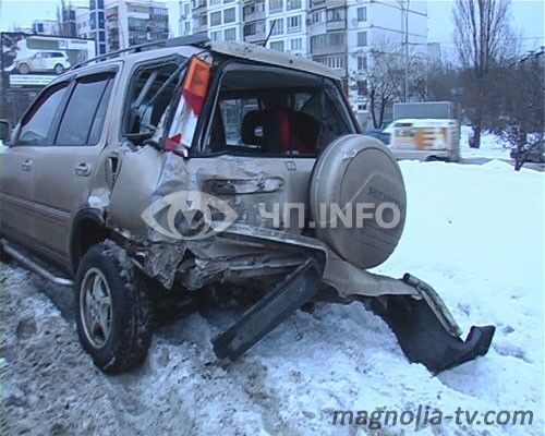 На Дарнице три авто не поделили дорогу