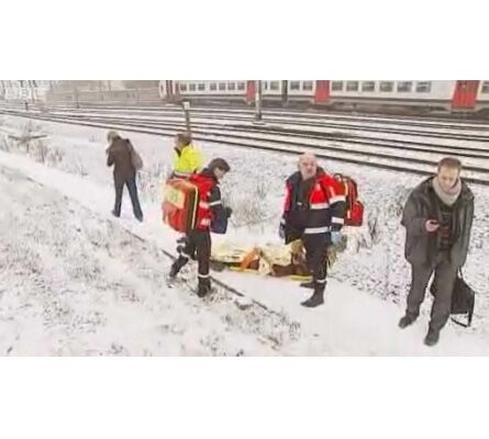 Два поезда столкнулись под Брюсселем, десятки погибших.ФОТО