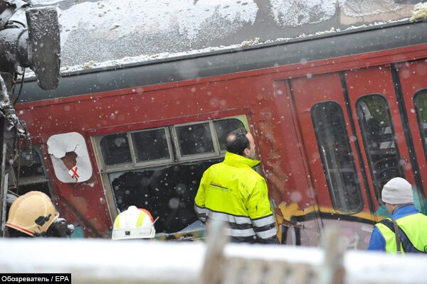 Два потяги зіштовхнулися під Брюсселем, десятки погібшіх.ФОТО