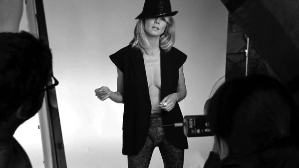Приватные фото Хайди Клум топлесс для Vogue