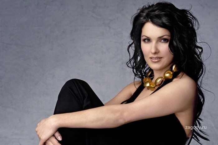 Известная оперная певица Анна Нетребко в новой фотосессии