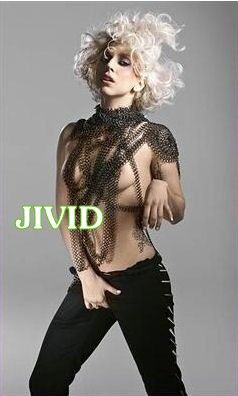 Леди ГаГа снялась топлесс для обложки Q Magazine