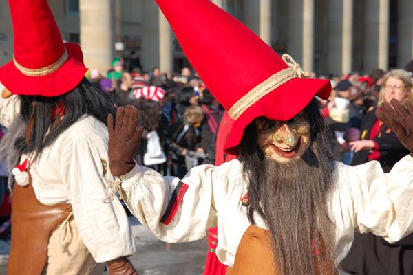 Германию захлестнула волна карнавалов(фото)