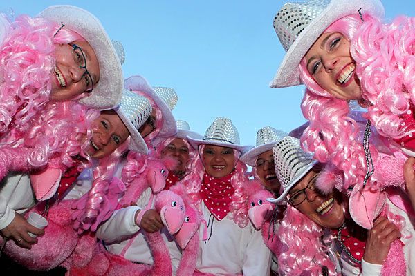 Германию захлестнула волна карнавалов(фото)