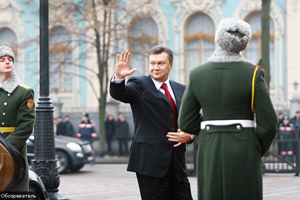 Януковича официально «посвятили» в президенты