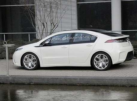 Папарацци рассекретили Opel Ampera