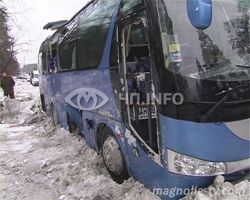 На Киевщине перевернулся автобус (ФОТО)