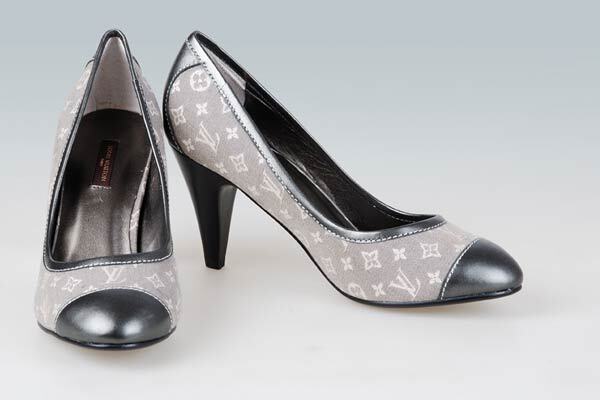 Наймодніші жіночі туфлі весни-2010. ФОТО